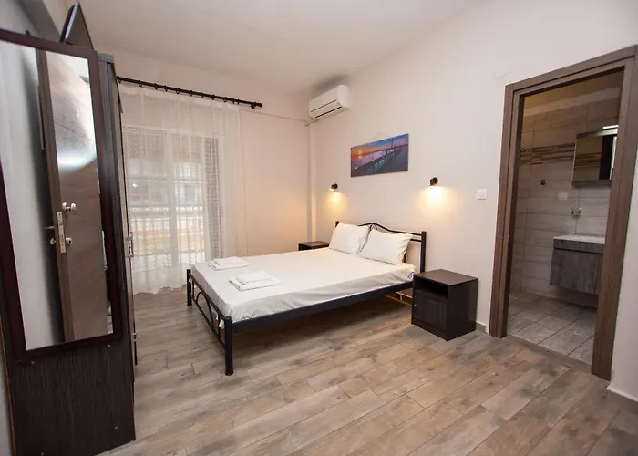 Paschalis Apartament *