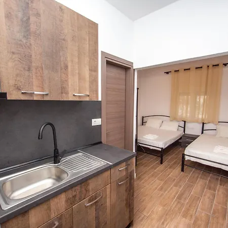 Apartment Paschalis *